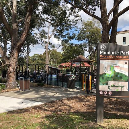 Exquisite Family Home +Parking, Close To Cbd Sydney Esterno foto